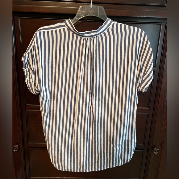 Blouse - Picture 2 of 2